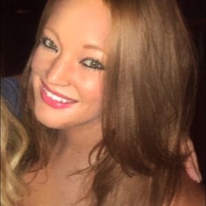 Meet your Posher, Pamela